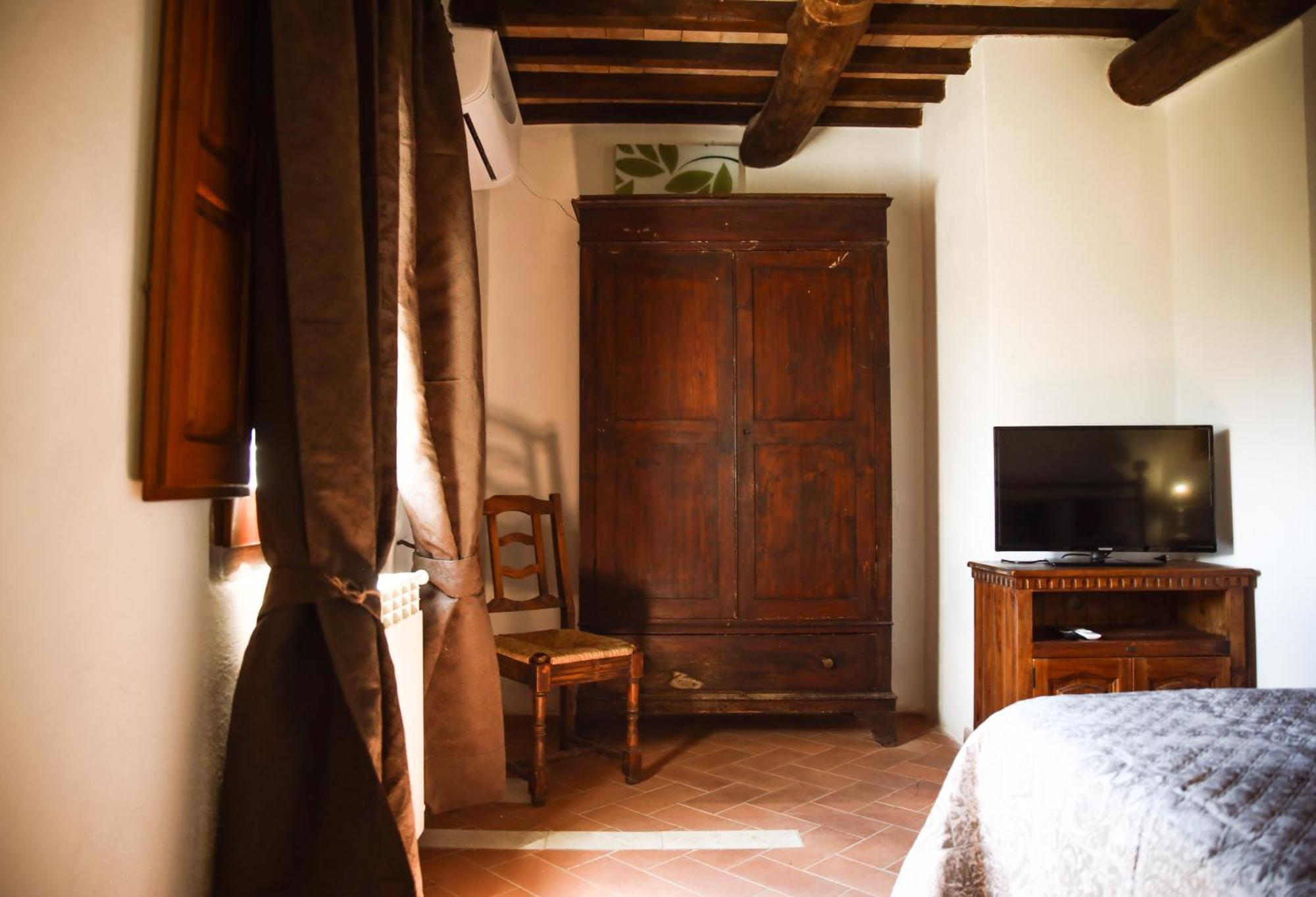 Catabbio Country House Poggio Aioneゲストハウス エクステリア 写真